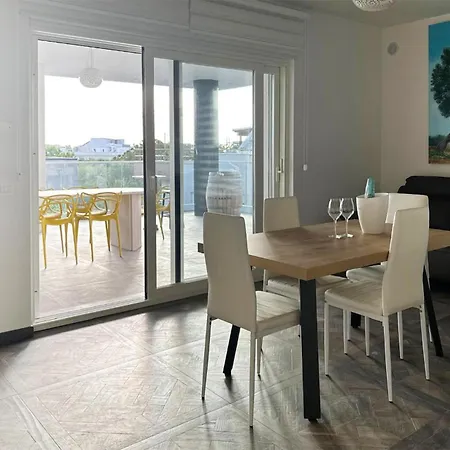Gorgeous In Appartement
