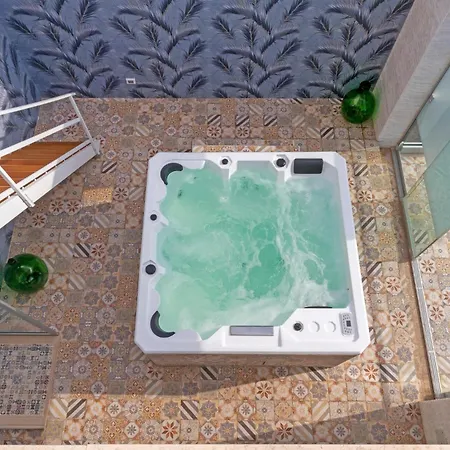 Awesome In With Jacuzzi * Grottaglie